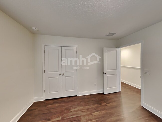 Building Photo - 6162 Little Blf Cir