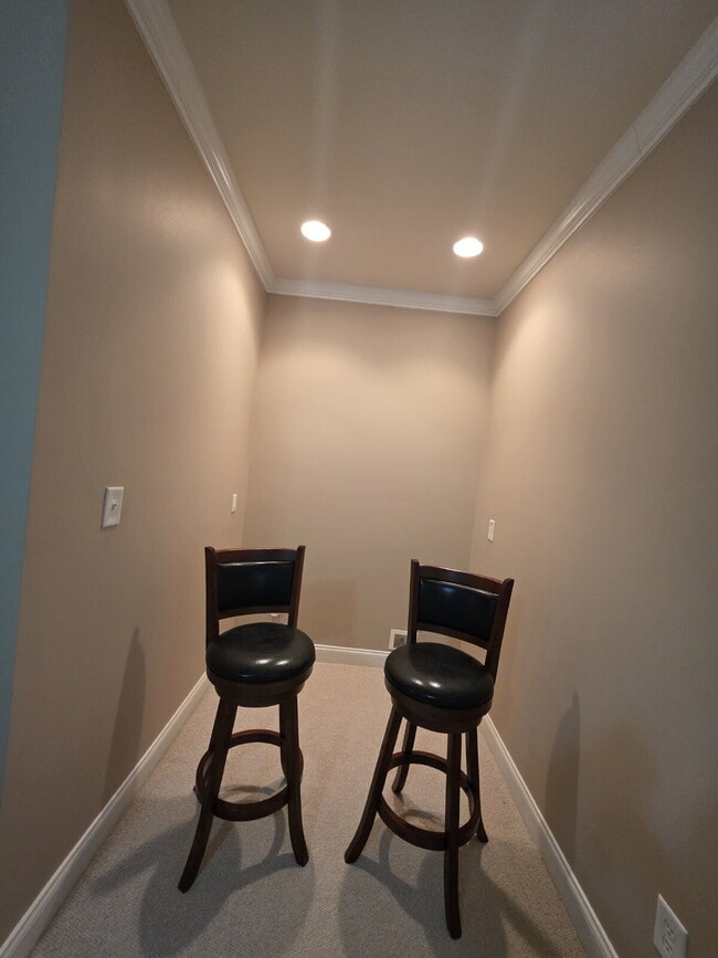 Building Photo - Spacious 4-Bedroom Home for Rent in Kings ...