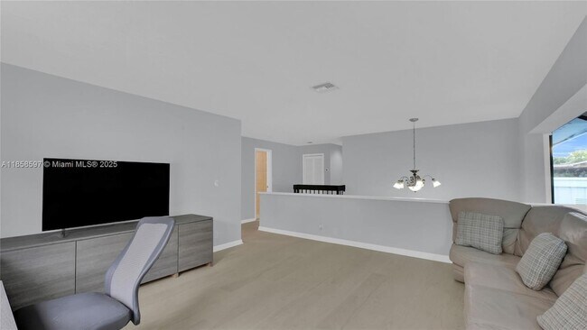 Building Photo - 540 Pebble Creek Terrace