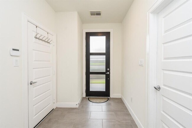 Building Photo - 2703 Eado Edge Ct