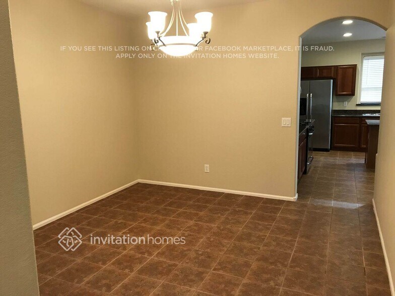 Building Photo - 16647 W Garfield St