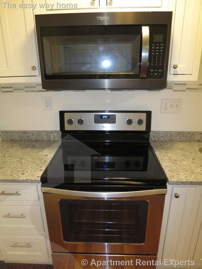 Building Photo - 14 Garrison Ave