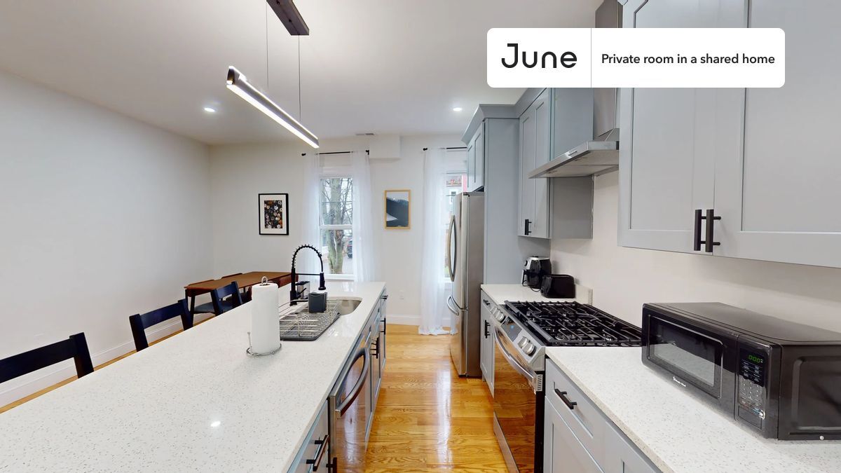 Building Photo - Room in Shared 4 bed/2 bath home
