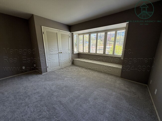 Building Photo - Two Bedroom Premium Del Mesa Condo Unit with Views