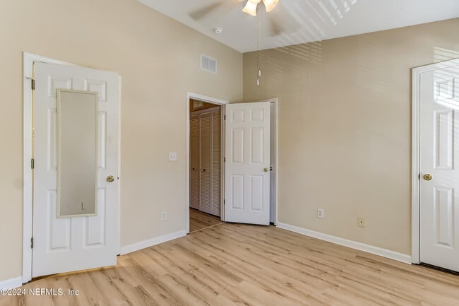 Building Photo - 3532 Lone Tree Ln