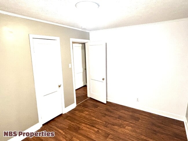 Building Photo - 2212 Harvey St