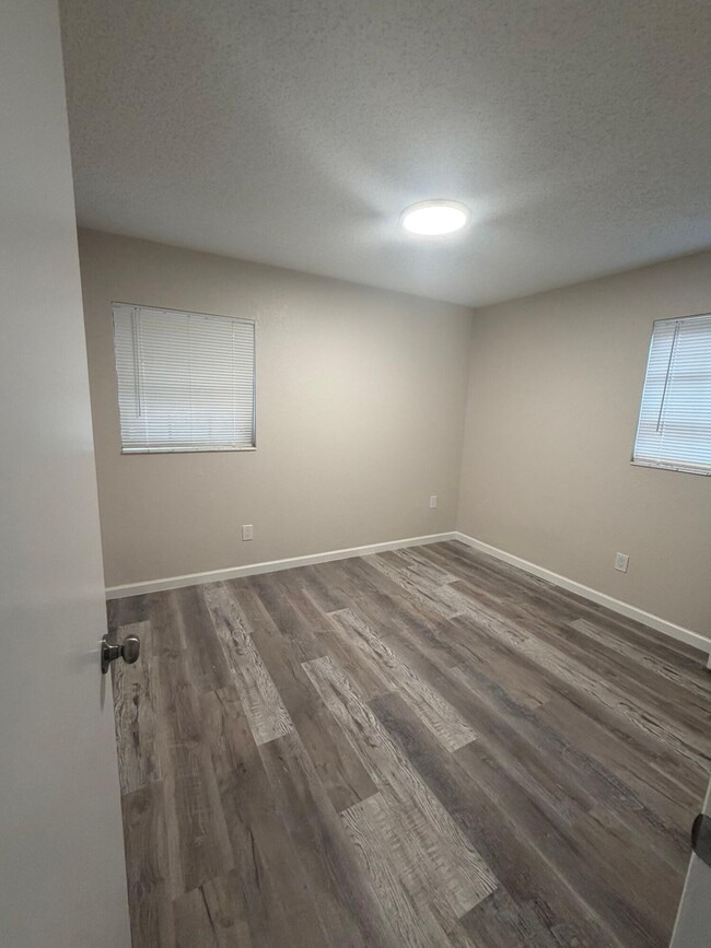 Building Photo - 3391 NW 18th Pl