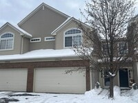 Building Photo - 17542 Gilbert Dr