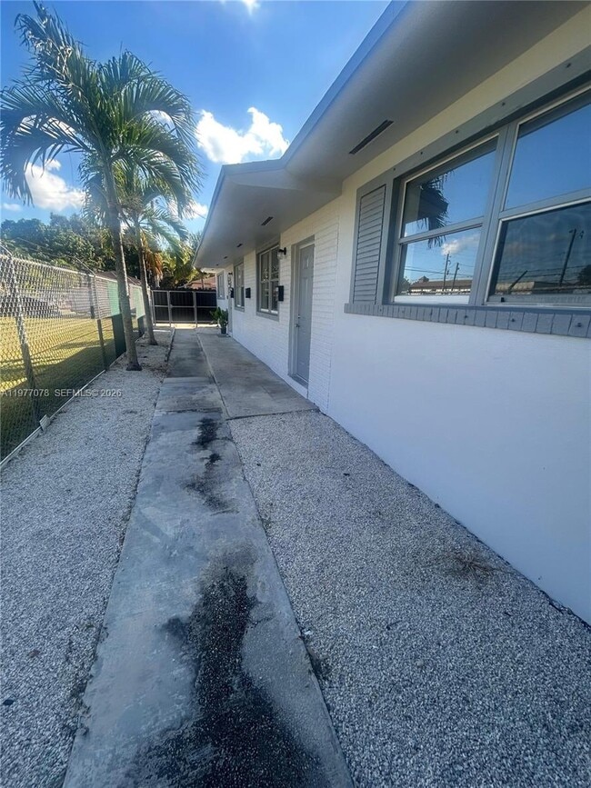 Building Photo - 2929 NW 47th St