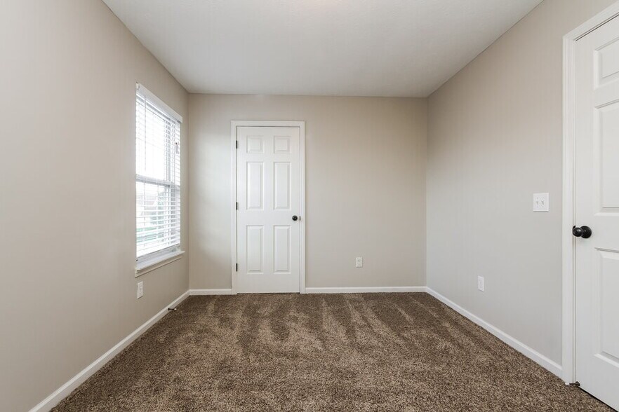 Building Photo - 8909 Newchurch Blvd