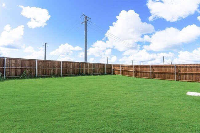 Building Photo - 5401 Rockrose Ln