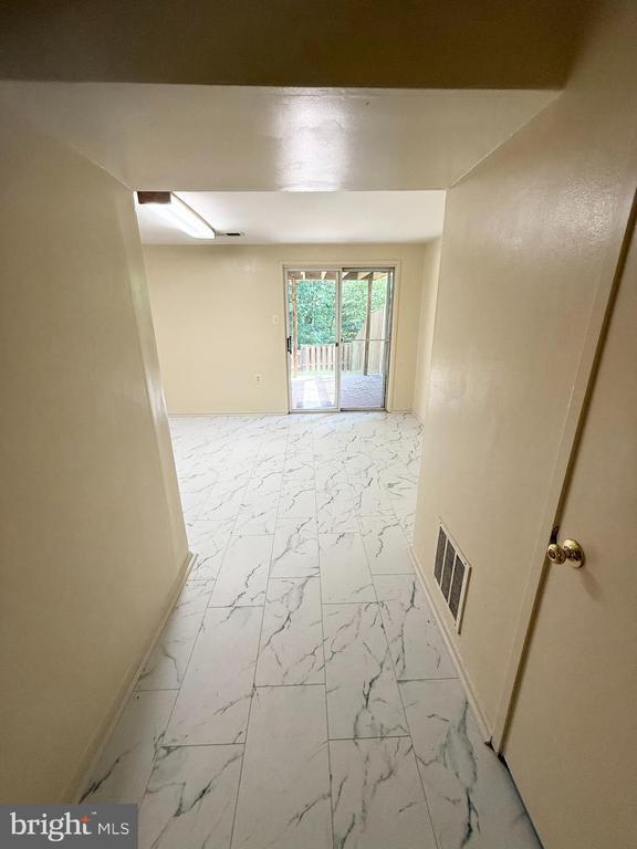 Building Photo - 3862 Marquis Pl