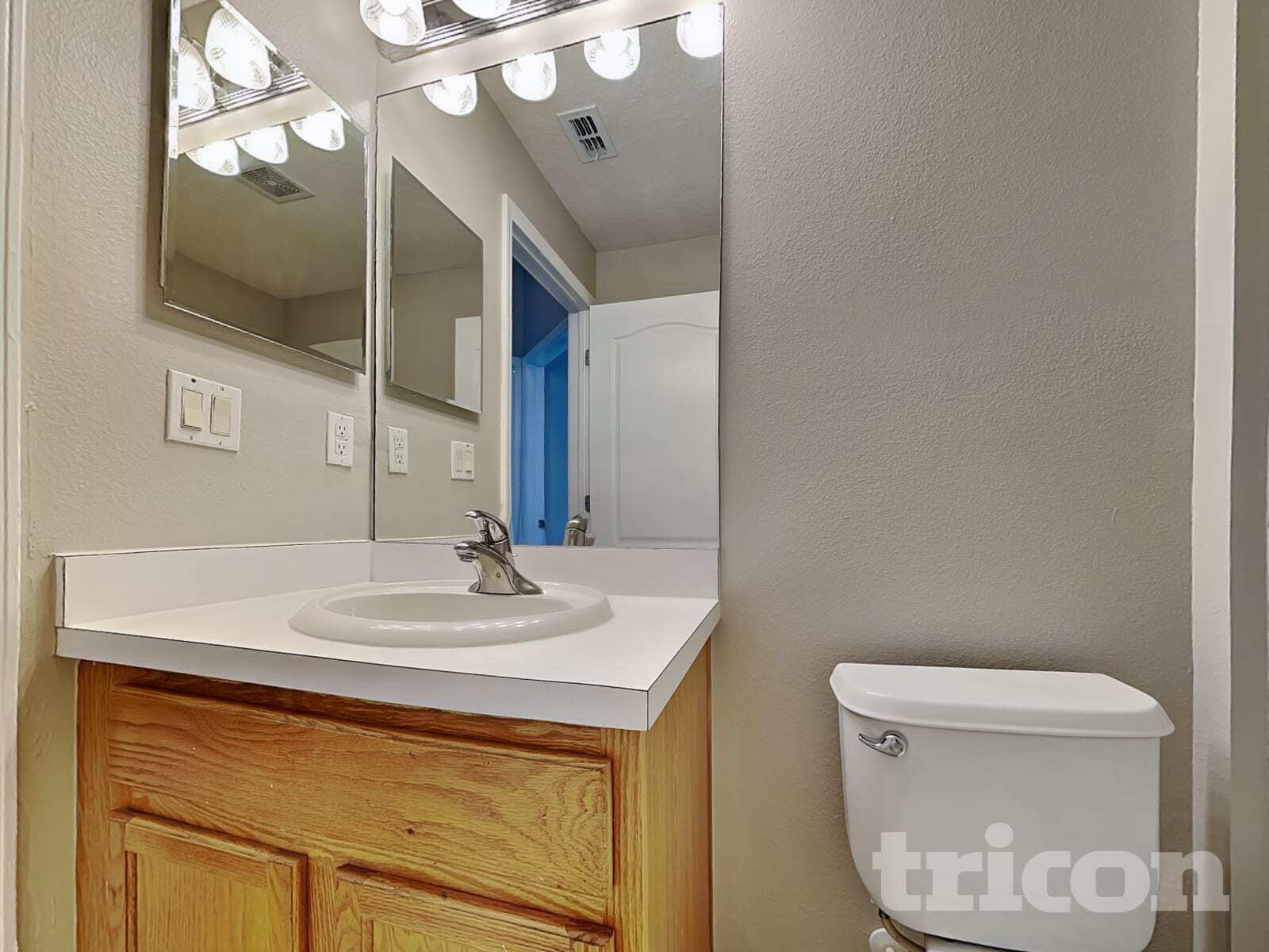 Building Photo - 25921 Terrawood Loop