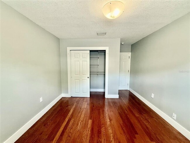 Building Photo - 3419 W Empedrado St