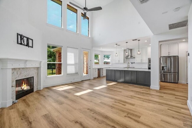 Primary Photo - "Stunning 4-Bedroom, 2.5 Bath Oasis with P...