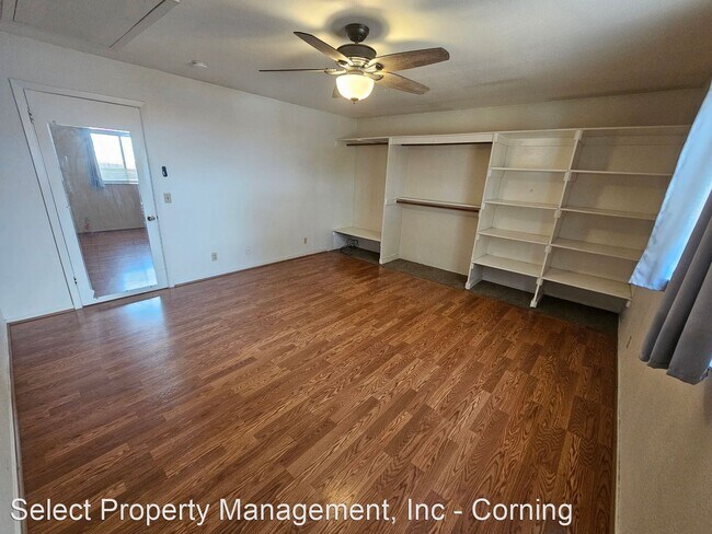 Building Photo - 3 br, 1 bath House - 23367 South Ave