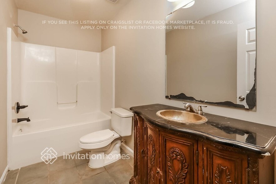 Building Photo - 1709 Polk St