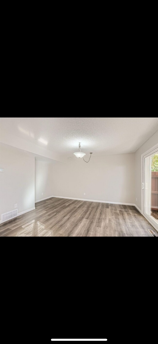 Building Photo - 1046 W 88th Ave