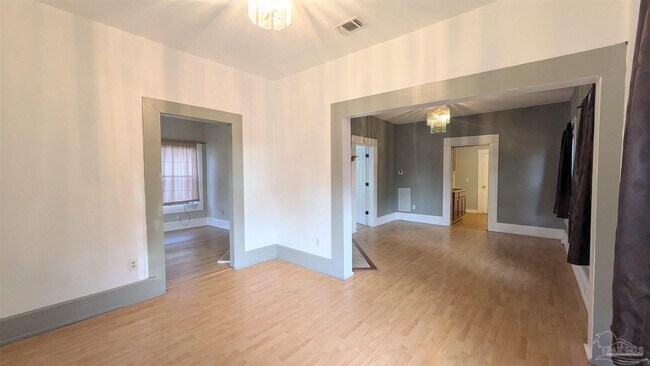 Building Photo - 1014 W Gregory St