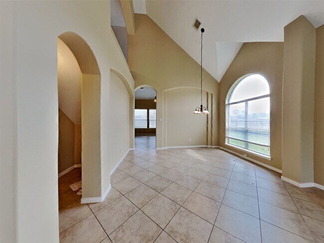 Building Photo - 14302 Baron Creek Ln