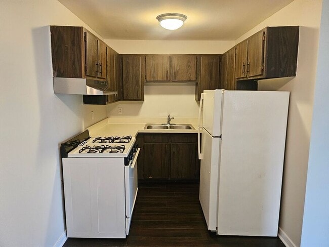 Building Photo - 1200 Light Road