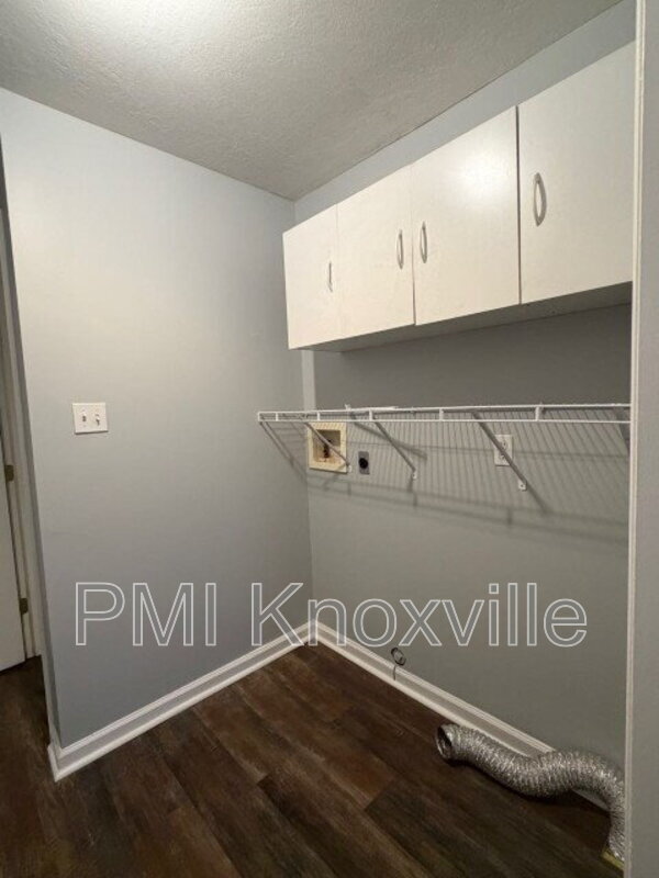 Building Photo - 4136 Larigo Dr