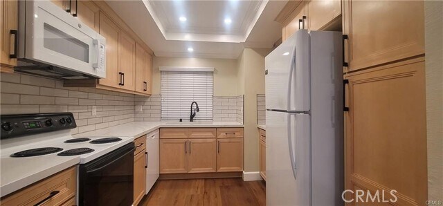 Building Photo - 8888 Lauderdale Ct