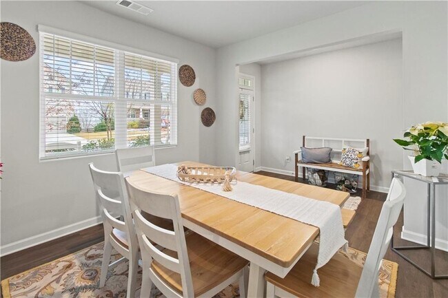 Building Photo - 6755 Scarlet Oak Way