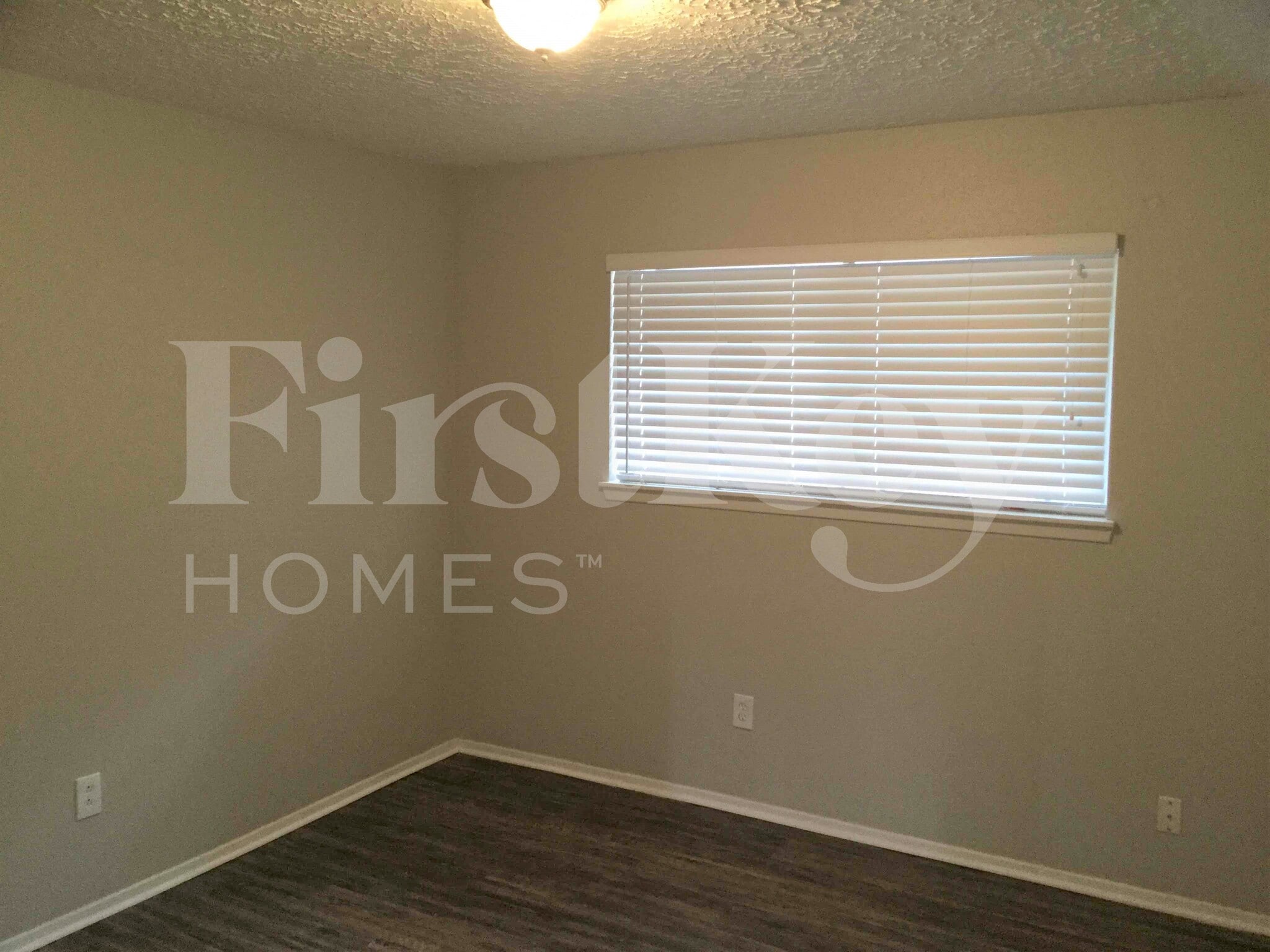 Building Photo - 5506 Maplegate Dr