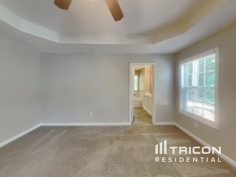 Building Photo - 4108 Lake Summit Ct