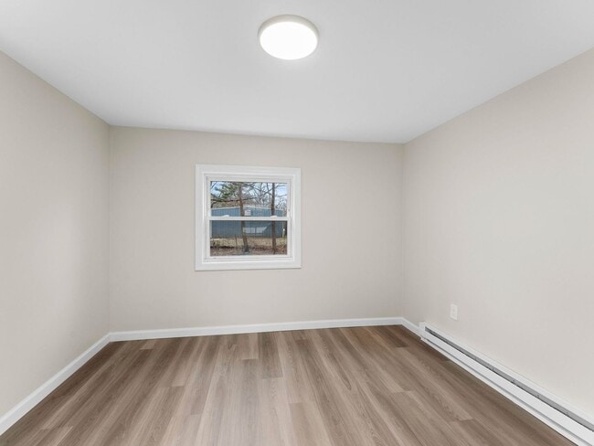 Building Photo - Secluded & Stunning: Move-In Ready 3-Bedroom Home with Bonus Rooms & Private Yard