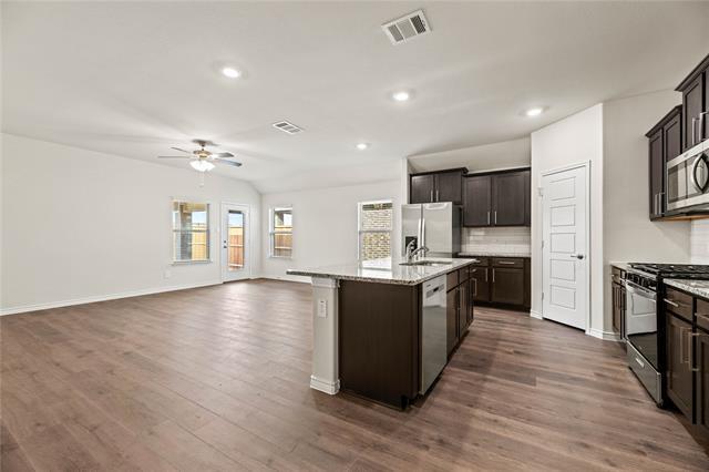 Building Photo - 411 Revolution Rd