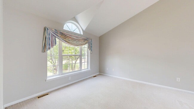Building Photo - 4890 N Ridgeside Cir