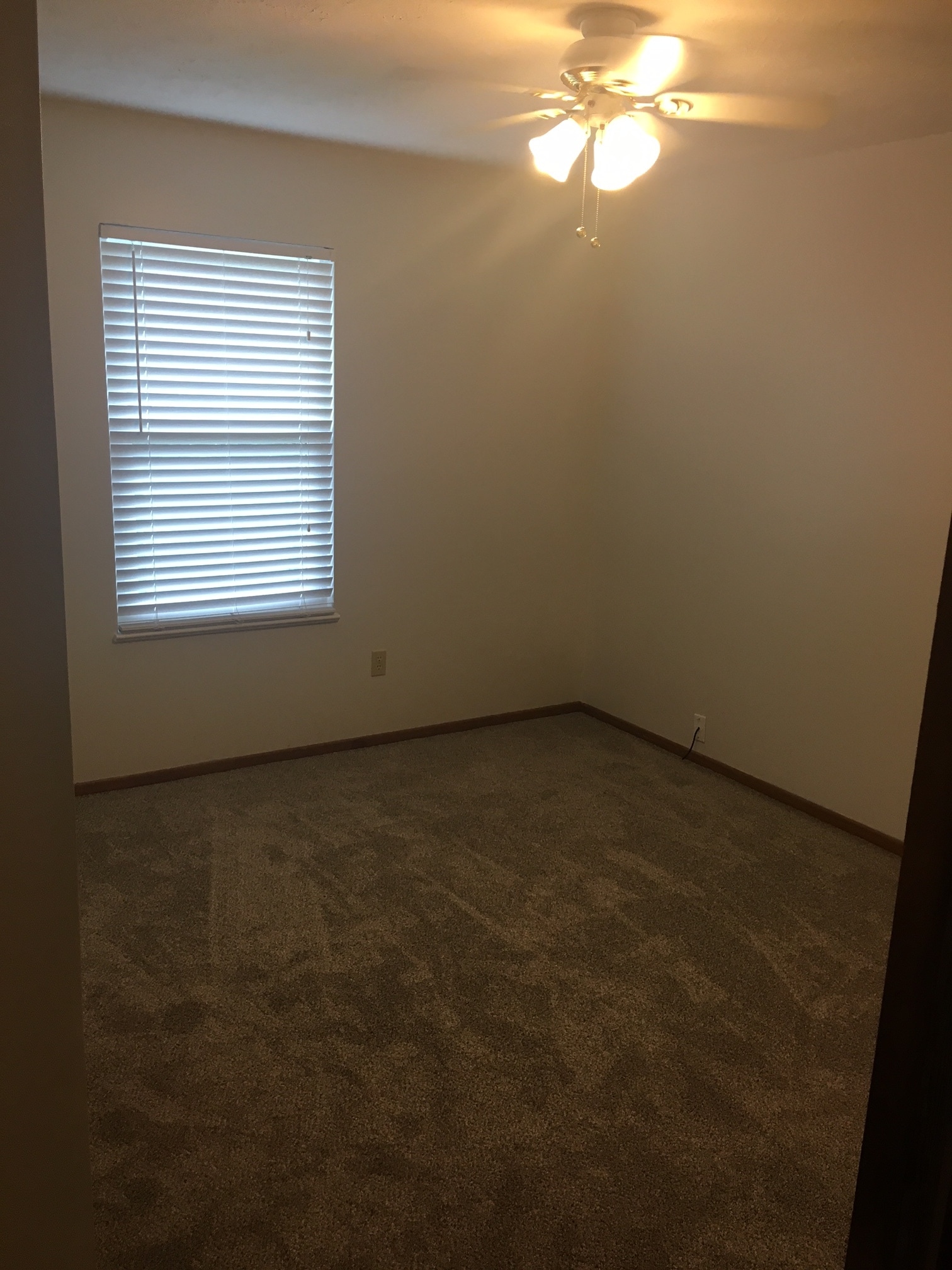 2nd Bedroom 12x13 - 115 Villa Dr