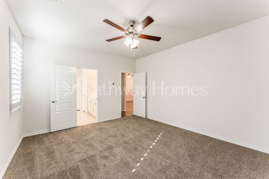 Building Photo - 2300 Pyrite Dr