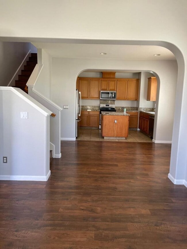 Building Photo - $3,990 - 4 BR - GORGEOUS SAN RAMON HOME IN...