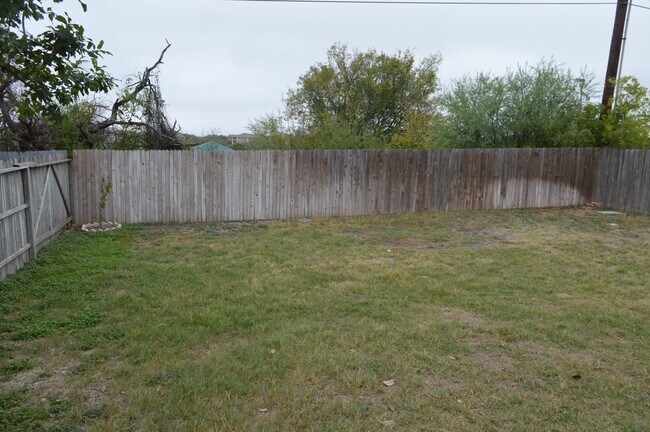 Building Photo - 20603 Liatris Ln