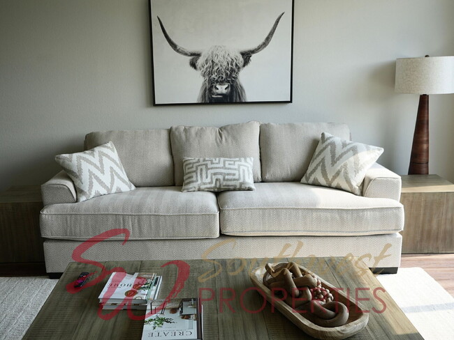 Building Photo - FULLY FURNISHED, close to campus 3 bedroom 2.5 bath Cowboy Casita!