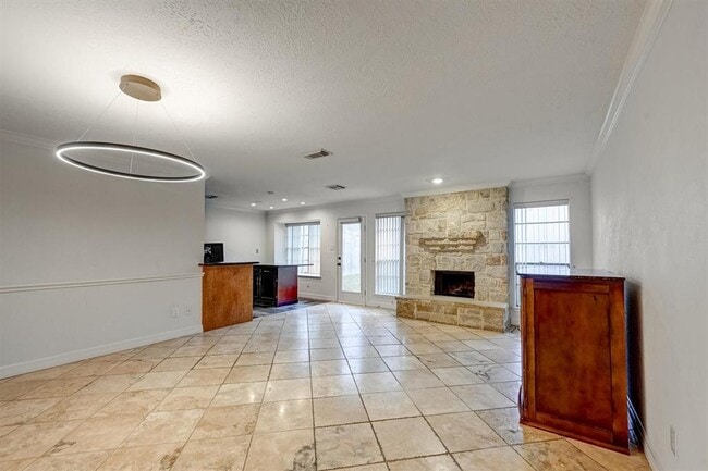 Primary Photo - 10118 Fernstone Ln