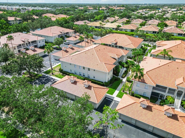Building Photo - 8202 L Pavia Blvd
