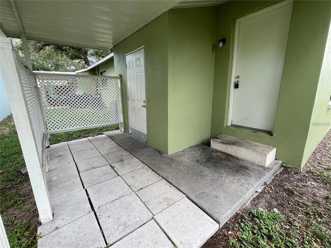 Building Photo - 157 2nd Ave SW