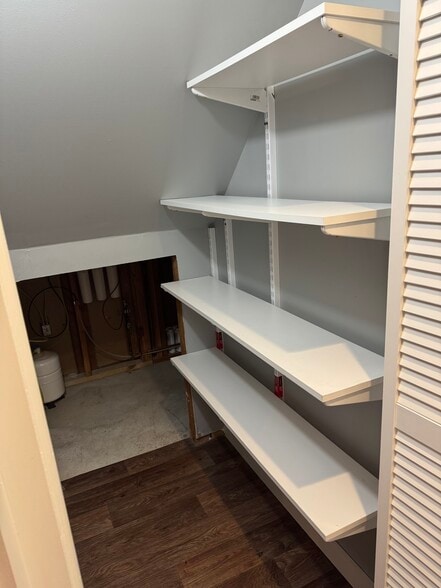 Extra storage space - 6 Yale Rd