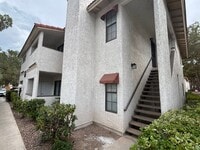 Building Photo - 2 Br/2 Ba. Condo on 2nd fl.