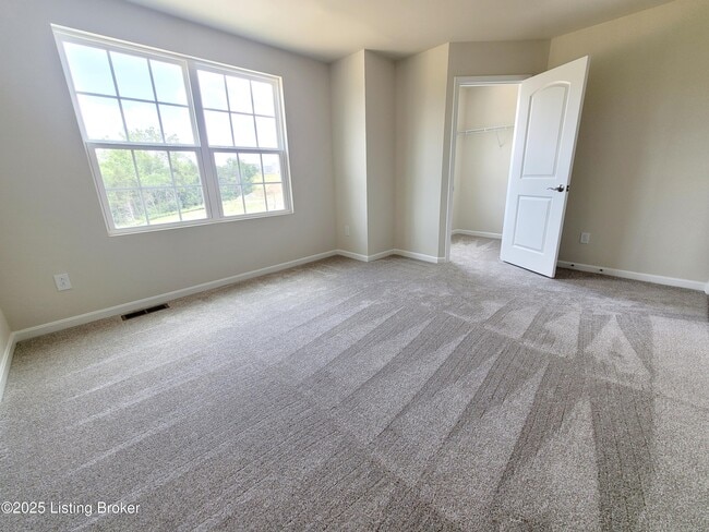 Building Photo - 4121 Bent Creek Dr