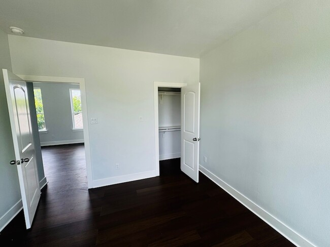 Building Photo - 8134 Penrod St