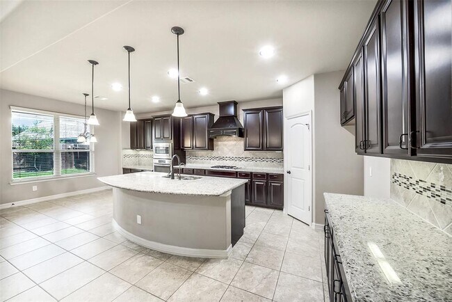 Building Photo - 16815 Violet Trace Ct
