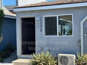 Building Photo - 2520 E Anaheim St