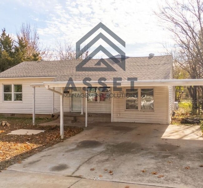 Building Photo - 4-Bed Home Available for Lease & Rent to Own!