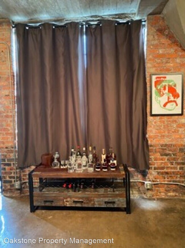 Building Photo - 2 br, 2 bath House - 201 Hull Street Unit 51