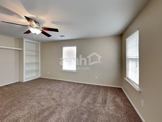Building Photo - 14124 Holly Springs Dr